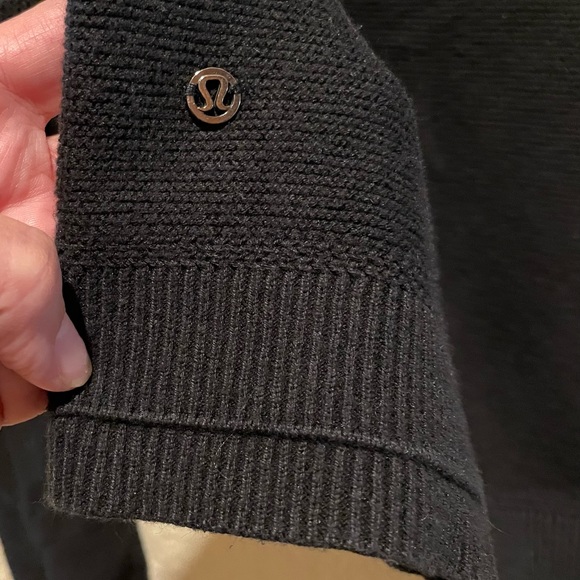 Lululemon Nurture & Nature Pull Over Black Sweater - Picture 9 of 11